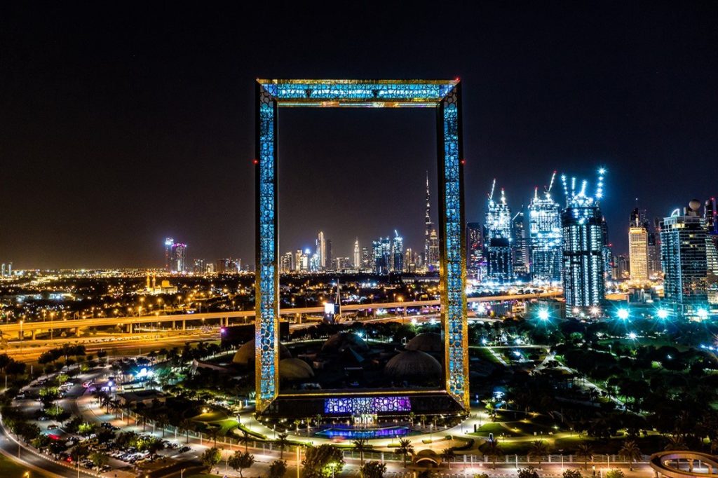 dubai-frame-1